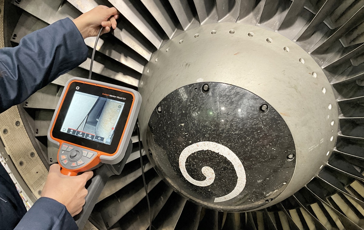 使用進(jìn)口孔探儀檢測航空發(fā)動(dòng)機(jī) 使用進(jìn)口孔探儀檢測航空發(fā)動(dòng)機(jī)