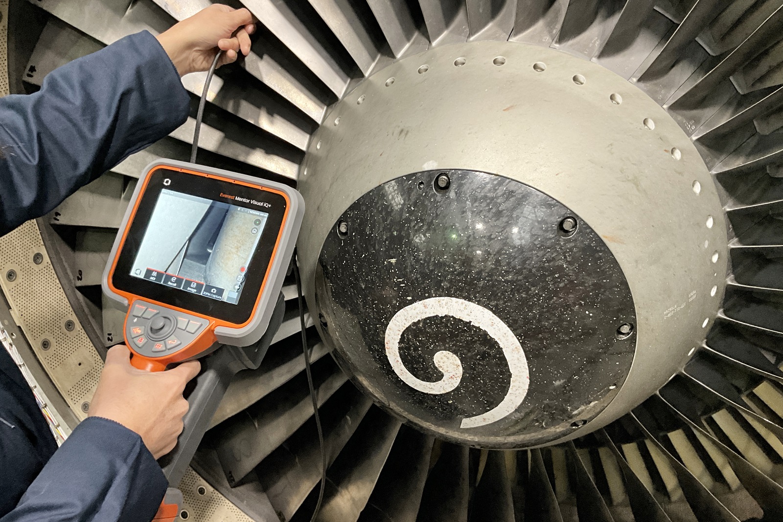 便攜式手持高清測量型孔探設備